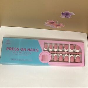 French Soft Gel Pink Press-On Nails 300 pieces/15 Sizes/Soak Off